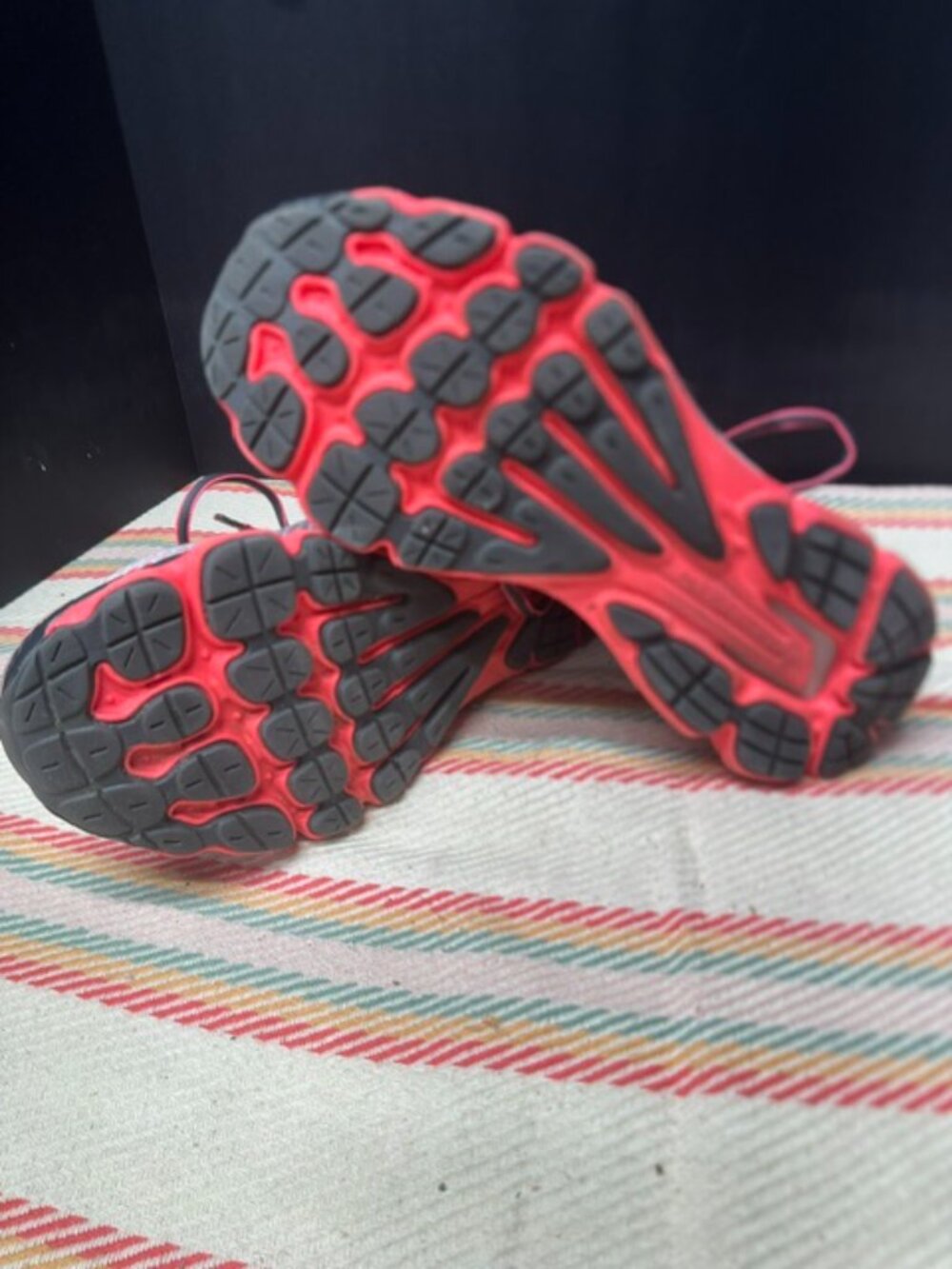 Under Armour Gemini 2 Woman's Size 8 - Picture 7 of 12
